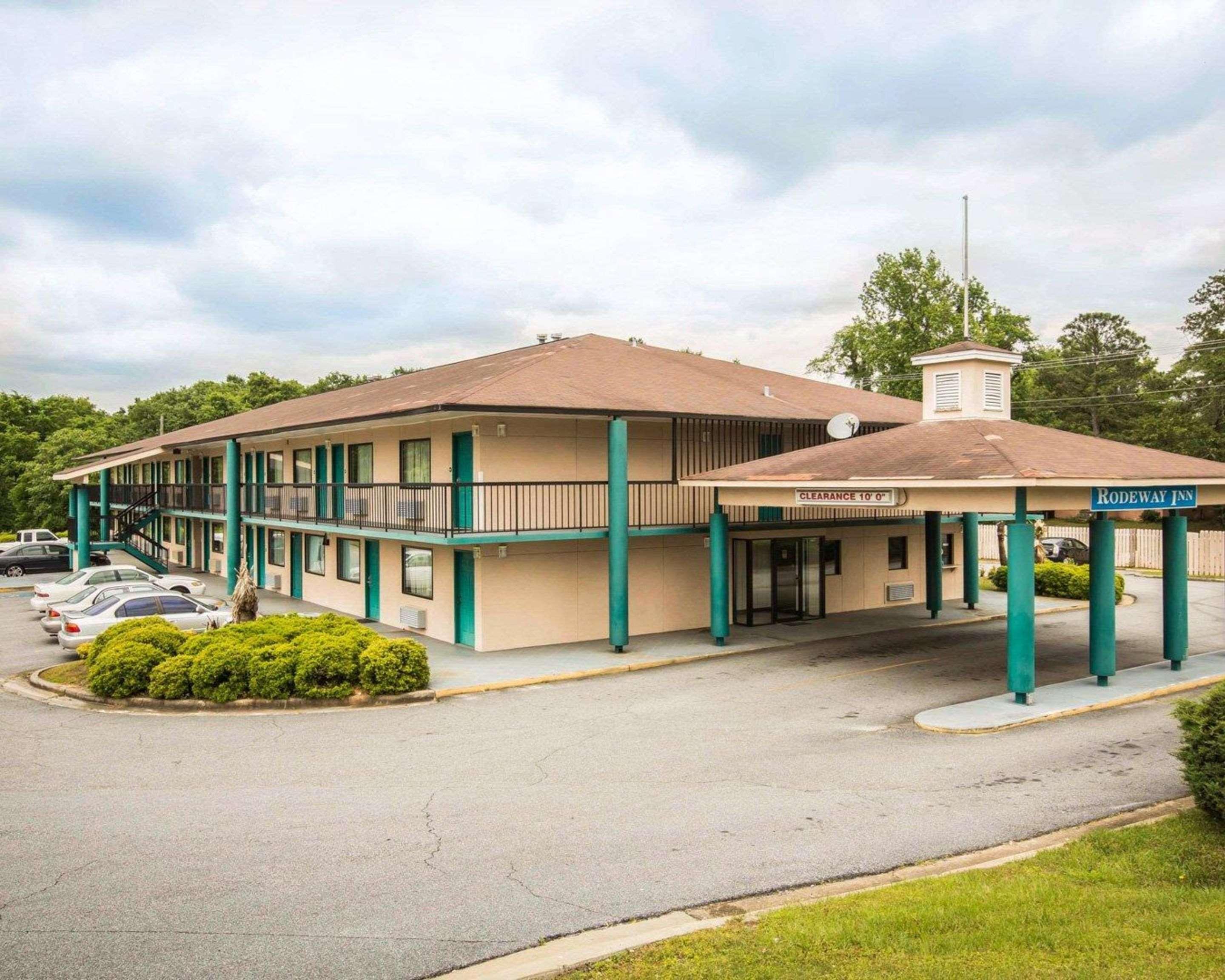 Rodeway Inn Phenix City Exterior photo